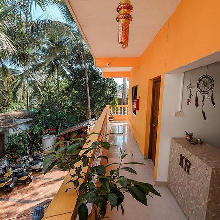 Krishna Guest House อารัมบล ภายนอก รูปภาพ