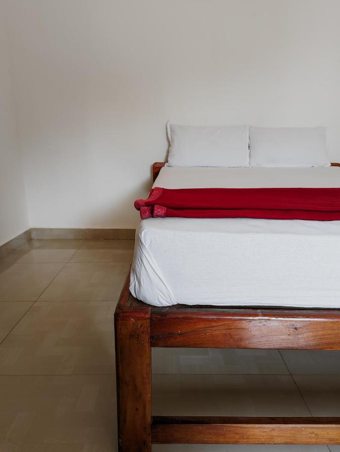 Krishna Guest House อารัมบล ภายนอก รูปภาพ